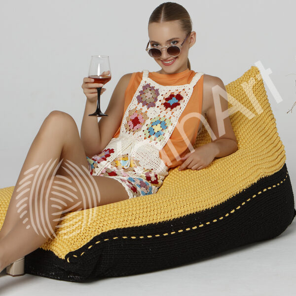 pouf fait au crohet en cord yarn