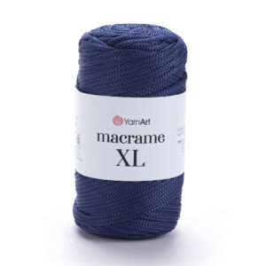 Focus sur pelote Macrame XL marine premier plan clair