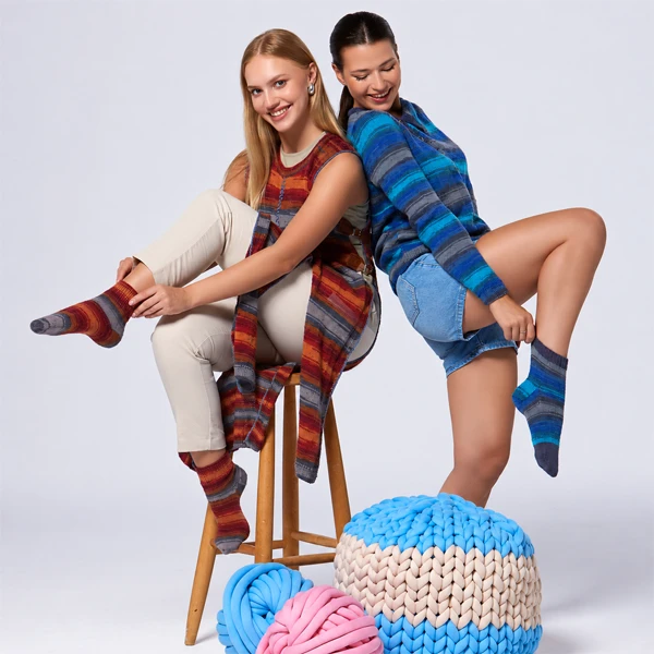 chaussettes et pull réalisés avec l fil forza