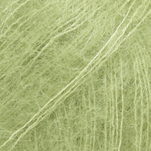Drops Kid-Silk gros plan douceur mohair texture fine soie naturelle vert pomme